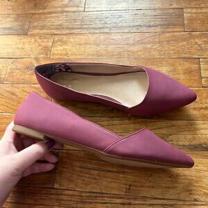 Pointed Toe Maroon Flats